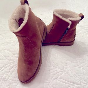 Ugg Romely Zip